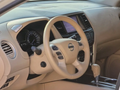 NISSAN Pathfinder 2014 GCC-10