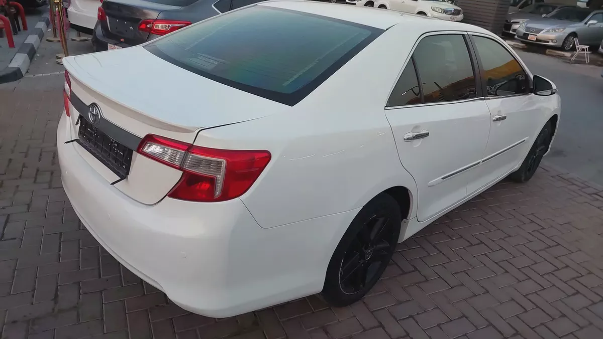 Toyota Camry XLE 2015 GCC Specs - Excellent Condition-5-5