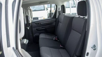 Toyota Hilux SGLX -11