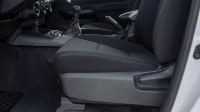 Toyota Hilux SGLX -16