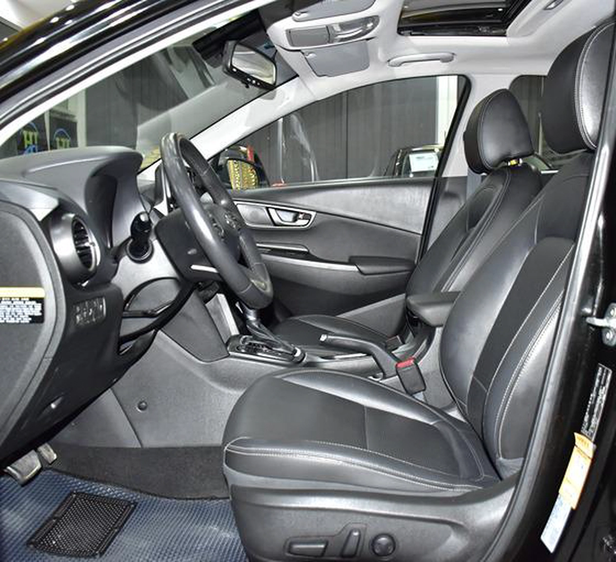 Hyundai Kona 1.6T ( 2018 Model ) in Black Color Korean Specs-1-1
