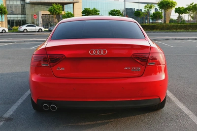0% DP - FSH - FIRST OWNER - AUDI A5 COUPE 4WD - GCC SPECS-3