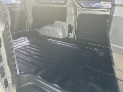 Hyundai H1-9