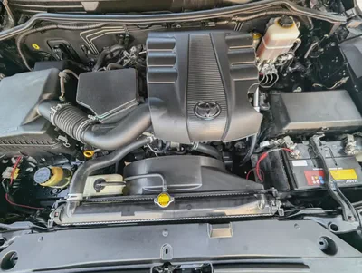 TOYOTA LAND CRUISER 2014 FACELIFTED 2025 WITH INTERIOR AND EXTERIOR V6 4.0L IN EXCELLENT CONDITION-11