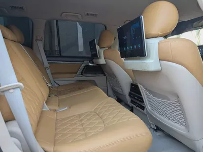 TOYOTA LAND CRUISER 2014 FACELIFTED 2025 WITH INTERIOR AND EXTERIOR V6 4.0L IN EXCELLENT CONDITION-14