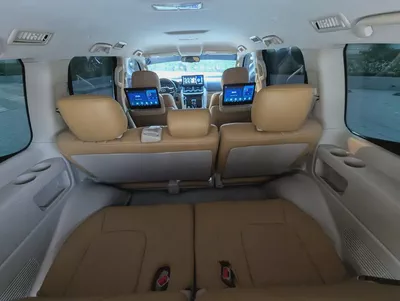 TOYOTA LAND CRUISER 2014 FACELIFTED 2025 WITH INTERIOR AND EXTERIOR V6 4.0L IN EXCELLENT CONDITION-4