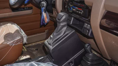 2025 Toyota Land Cruiser LC79 SC AT V6 4.0 Petrol Full Option-13