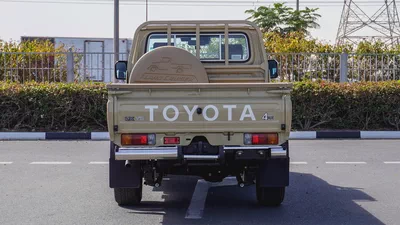 2025 Toyota Land Cruiser LC79 SC AT V6 4.0 Petrol Full Option-16