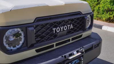 2025 Toyota Land Cruiser LC79 SC AT V6 4.0 Petrol Full Option-3
