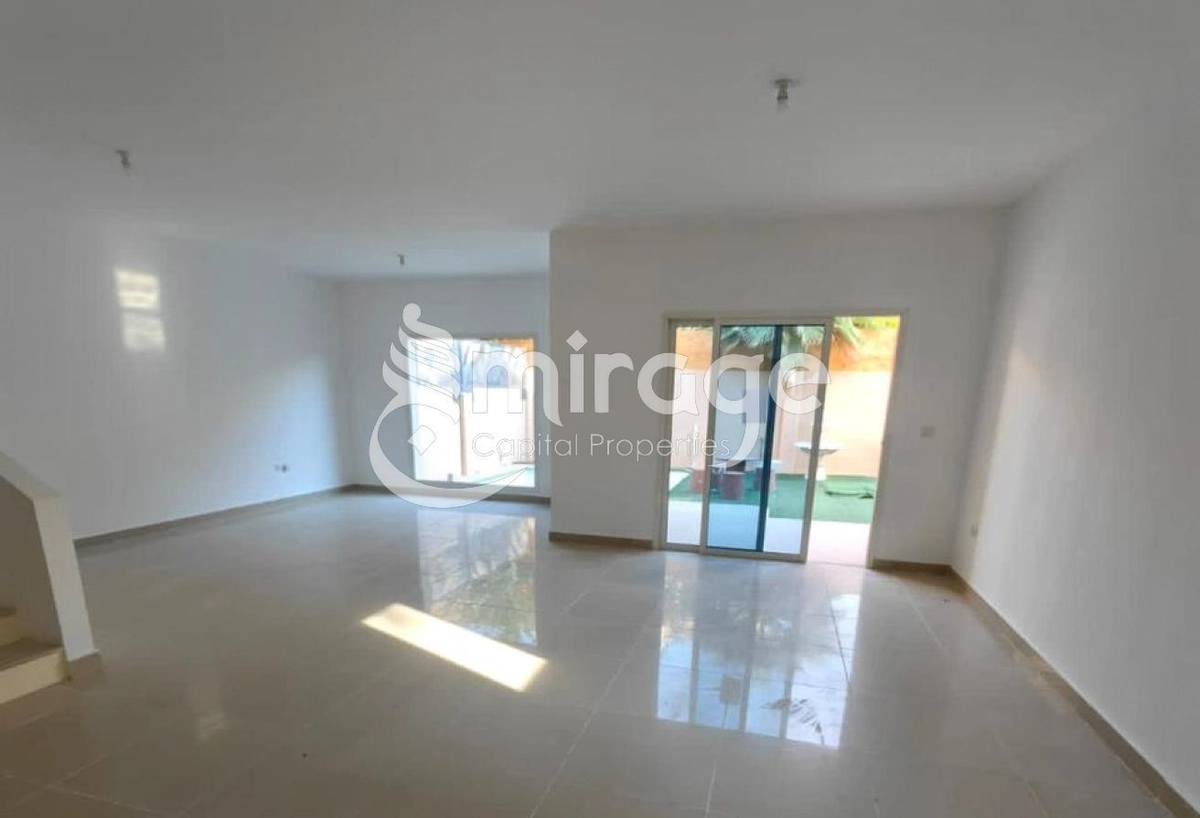 Corner Villa | Big Layout 5BR | Ideal for Family