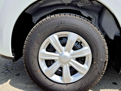 ISUZU D-MAX SINGLE CAB 4x2-5