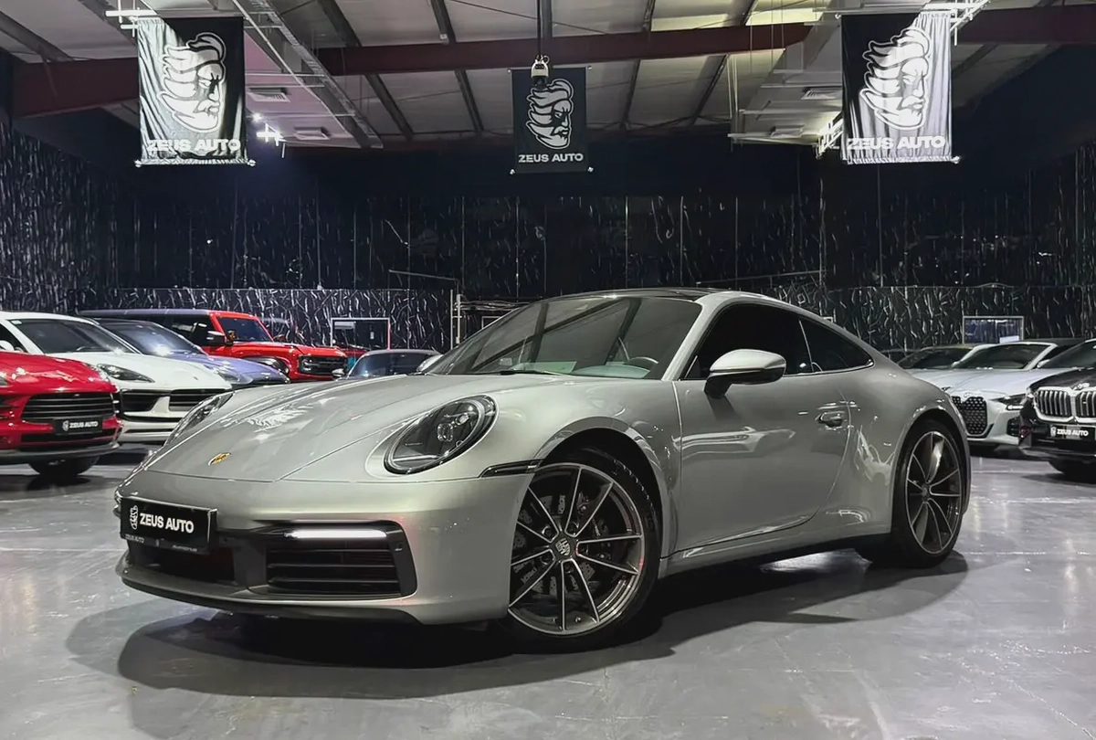 GCC | Original Paint | Al Nabooda Full service history | AL Nabooda  Warranty 2027
