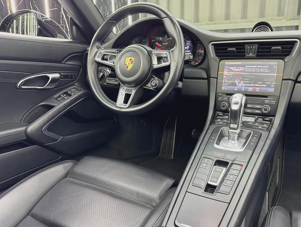 Porsche 911 Targa 4 GTS  | European Spec | Swiss Auto Warranty 2026 | Swiss Auto service 2026-16-16