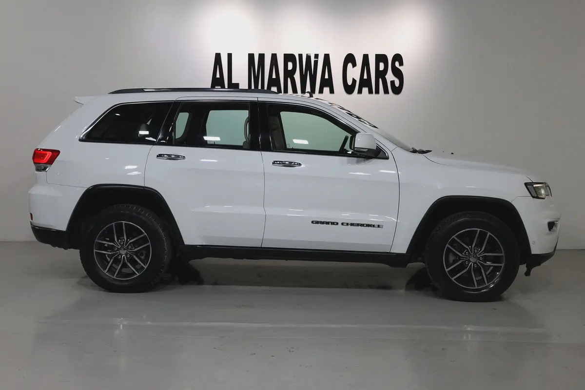 Jeep Grand Cherokee Limited 2018 | GCC Specs | PERFECT CONDATION-6-6