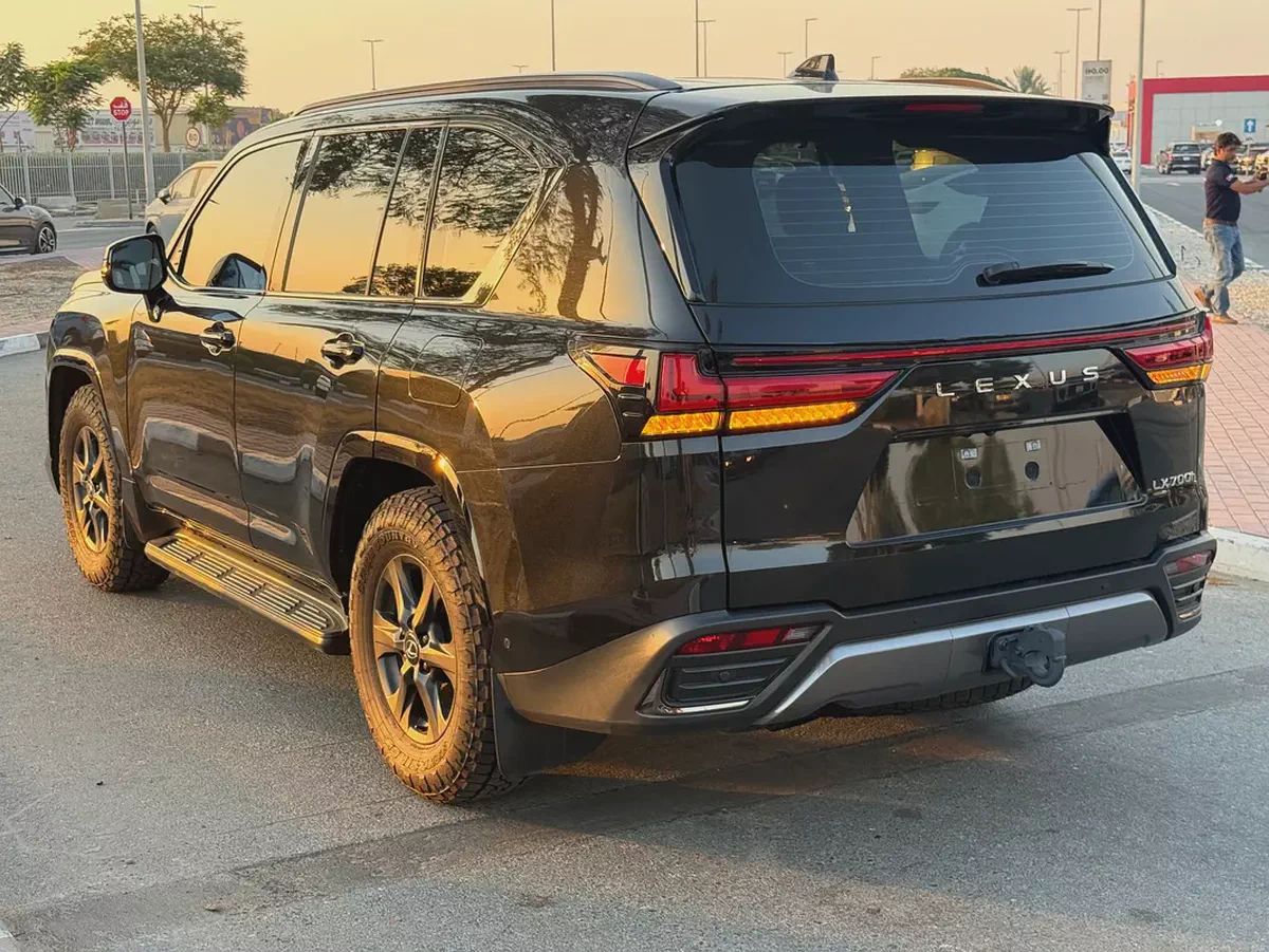 Lexus LX 700h Signature 2025| GCC Specs-13-13