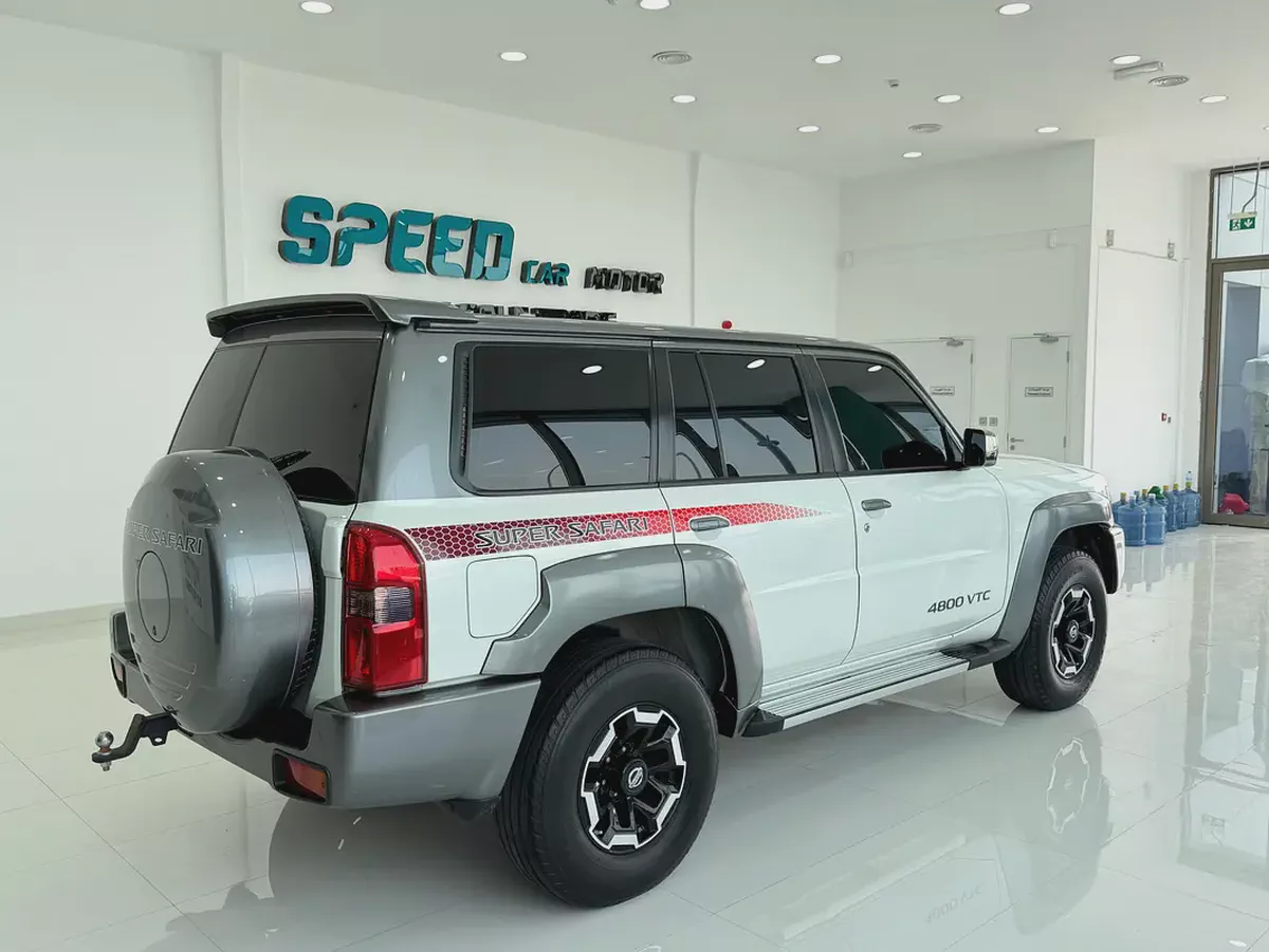 Nissan Patrol Super Safari 2022 GCC Specs-5-5