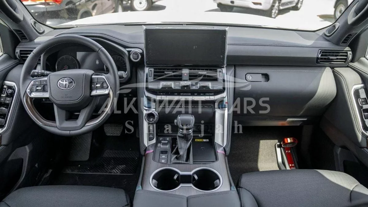 Toyota Land Cruiser VX TOYOTA LAND CRUISER LC300 VX 3.3D AT MY2024 – BLACK-8-0