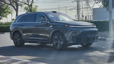 Li Auto L7 Ultra (Grey Orange)-0