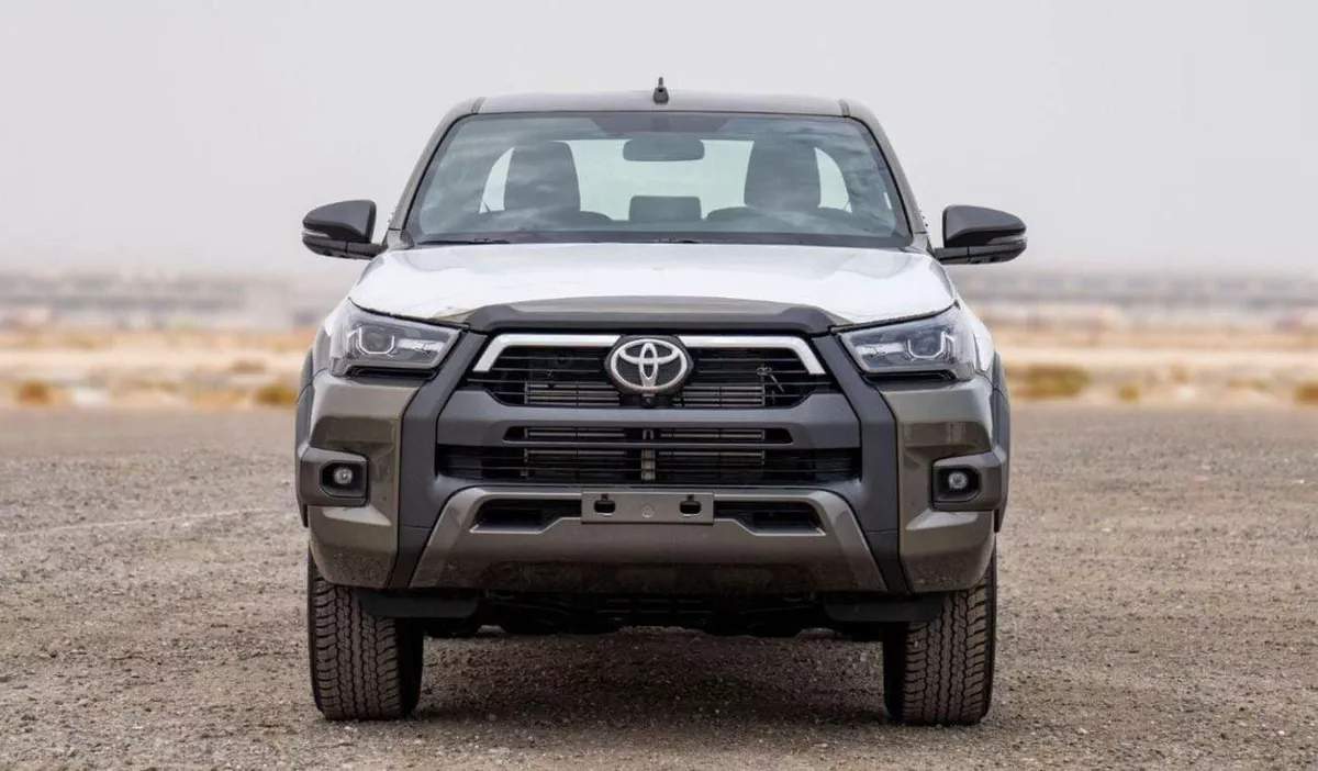 Toyota Hilux ADVENTURE-1-0