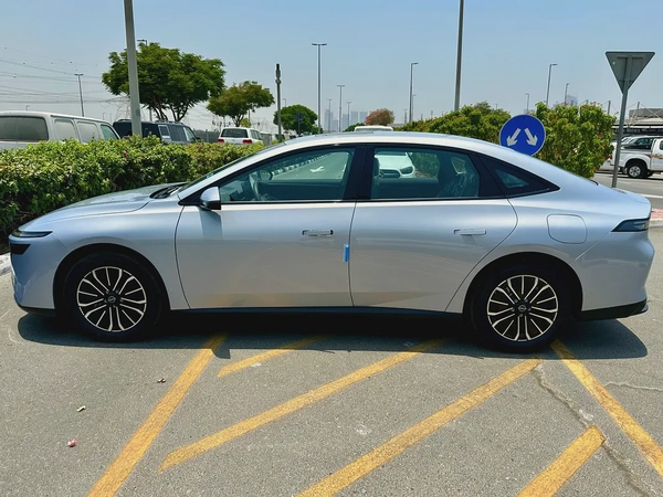 Nissan N6 180 Pro 2026 - Brand New Electric Sedan