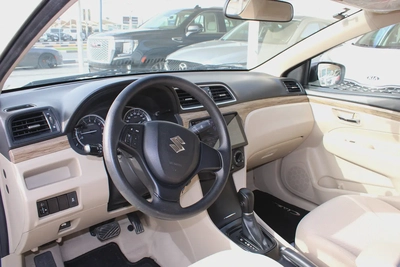 Suzuki Ciaz GCC 2023-6