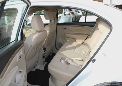 Suzuki Ciaz GCC 2023-8