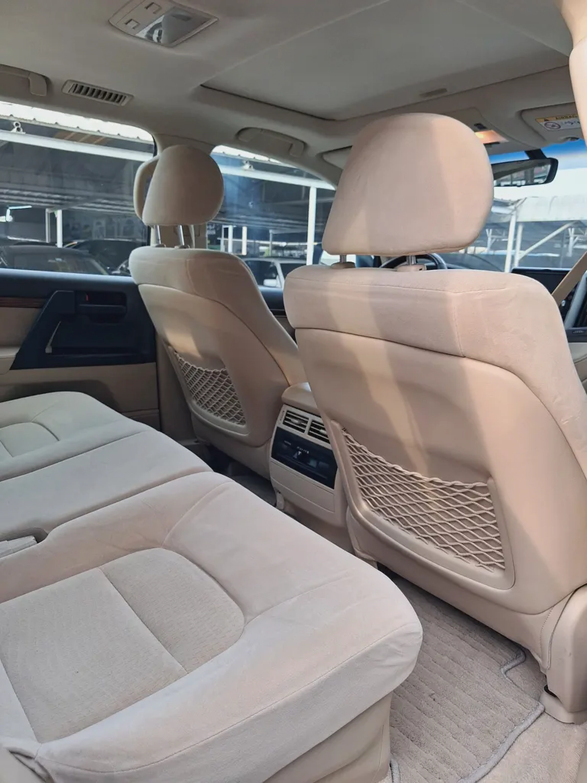 Toyota Land Cruiser VXR 2017 | GCC Specs | Pristine Condition-7-7
