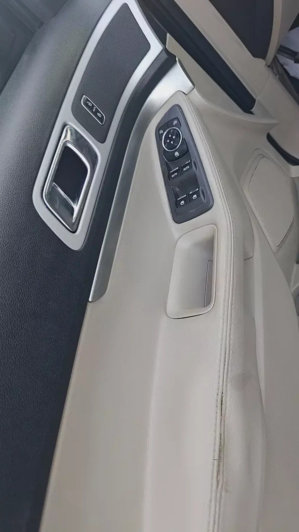 Ford Explorer Limited 2014 | GCC Specs | Well Maintained-15-15