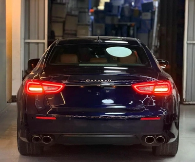 Maserati Quattroporte GRANLUSSO GCC Specs | Low Mileage | Pristine Condition-9