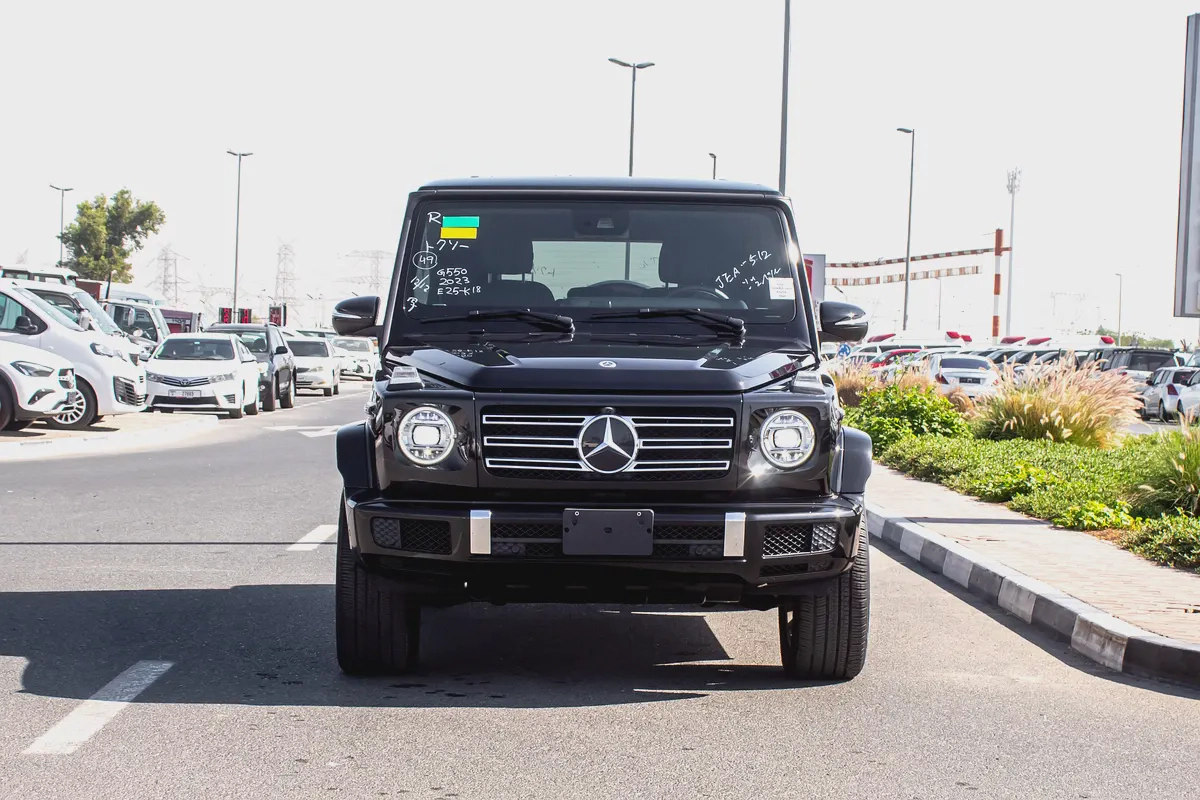 2023 - BENZ G550 - SUPER CLEAN - LIKE NEW - ONLY 18,000 KM-2-2