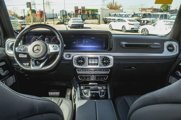 2023 - BENZ G550 - SUPER CLEAN - LIKE NEW - ONLY 18,000 KM
