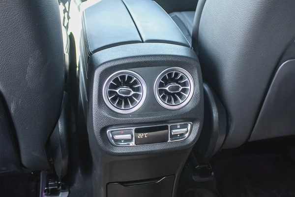 2023 - BENZ G550 - SUPER CLEAN - LIKE NEW - ONLY 18,000 KM