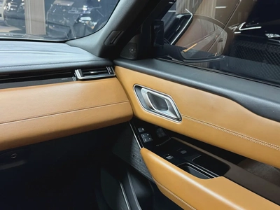 Land Rover Velar R daynamic P250 SE 2018 GCC-10