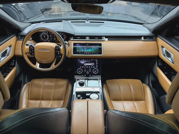 Land Rover Velar R daynamic P250 SE 2018 GCC