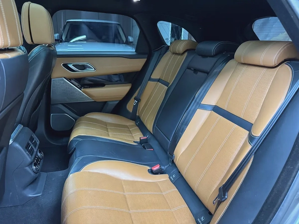 Land Rover Velar R daynamic P250 SE 2018 GCC