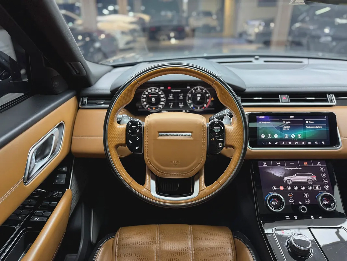 Land Rover Velar R daynamic P250 SE 2018 GCC-16-16