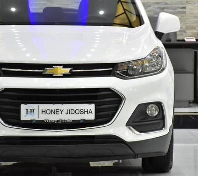Chevrolet Trax LT ( 2019 Model ) in White Color GCC Specs-10