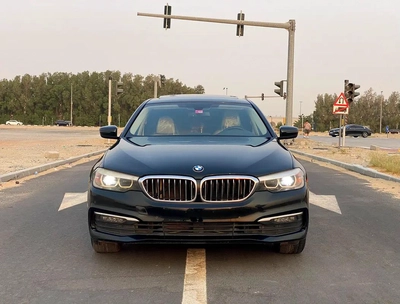 BMW 5-Series 520i-10