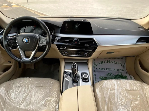 BMW 5-Series 520i
