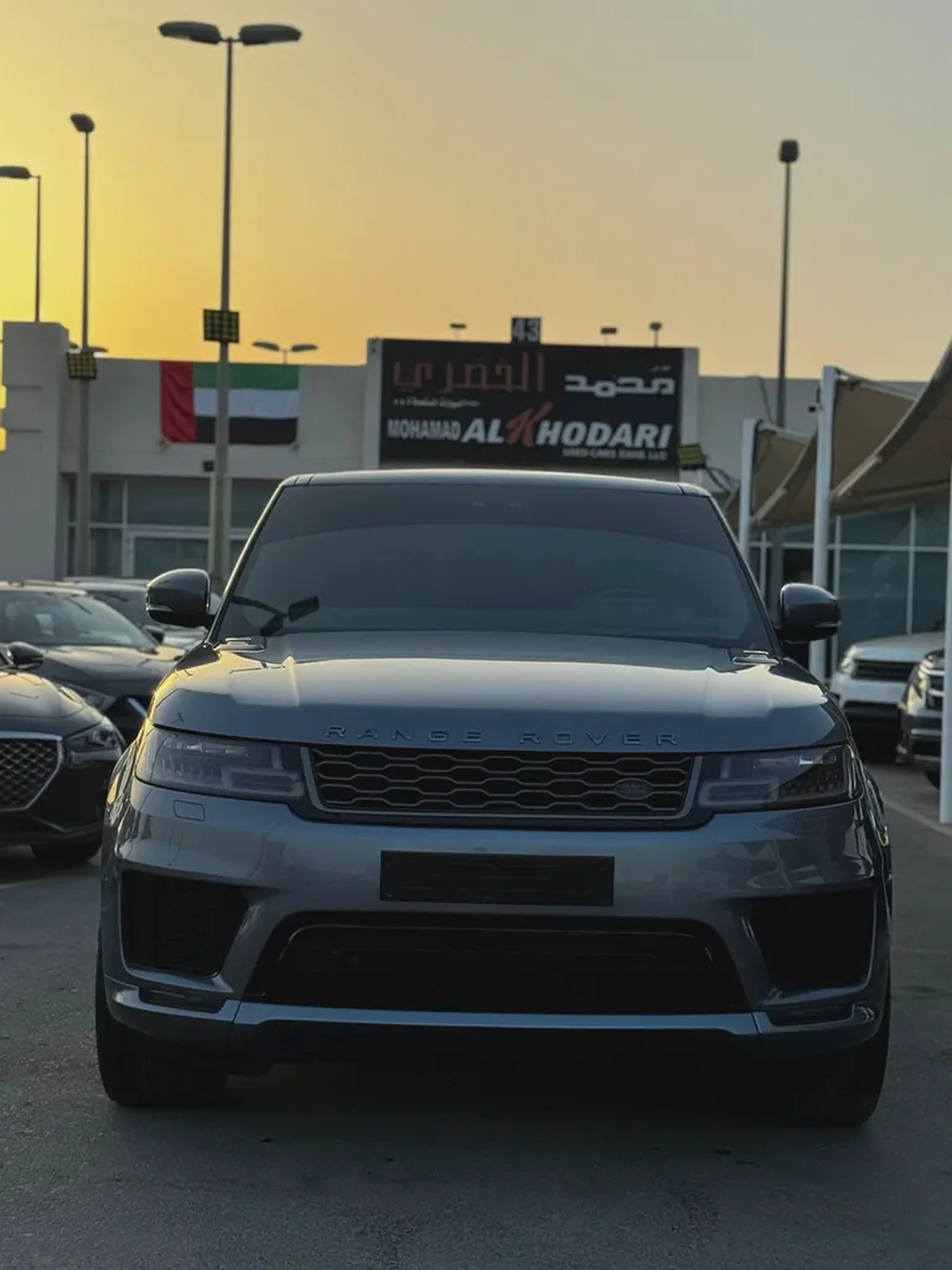 RANGE ROVER (2018) //SPORT//HSE//6 CYLINDER GCC// ORIGINAL PAINT //-3-3