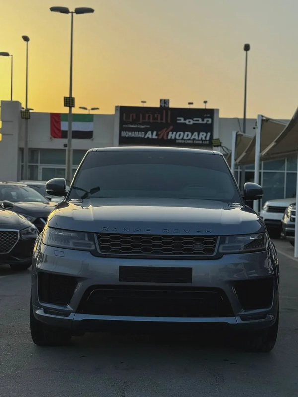 RANGE ROVER (2018) //SPORT//HSE//6 CYLINDER GCC// ORIGINAL PAINT //