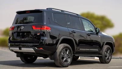 Toyota Land Cruiser GR SPORT 3.3D AT MY2023 – BLACK-3