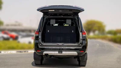 Toyota Land Cruiser GR SPORT 3.3D AT MY2023 – BLACK-5