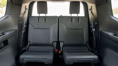 Toyota Land Cruiser GR SPORT 3.3D AT MY2023 – BLACK-7