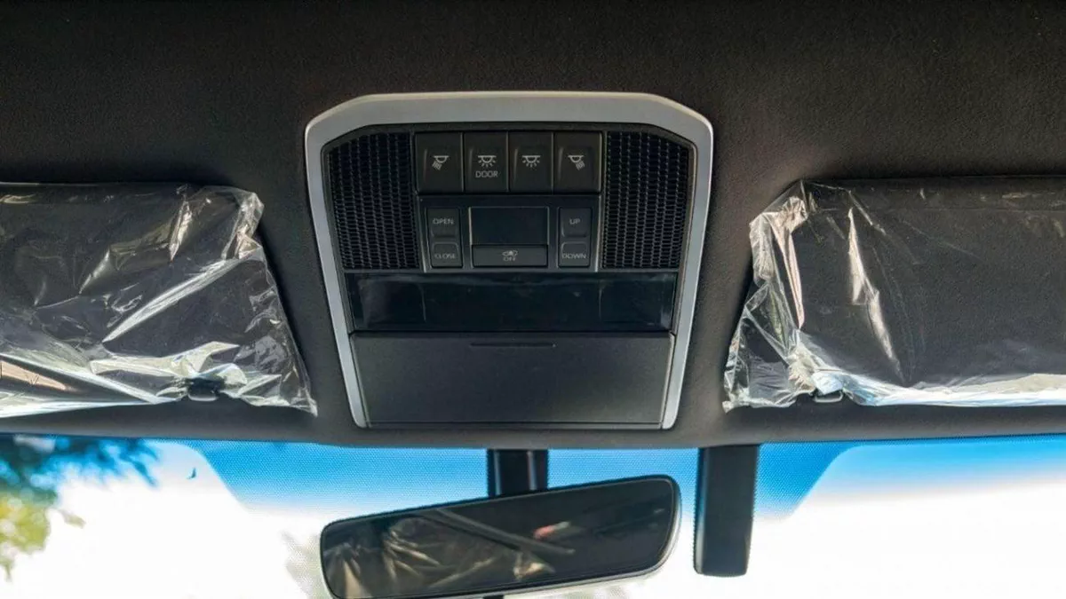 Toyota Land Cruiser GR SPORT 3.3D AT MY2023 – BLACK-10-0