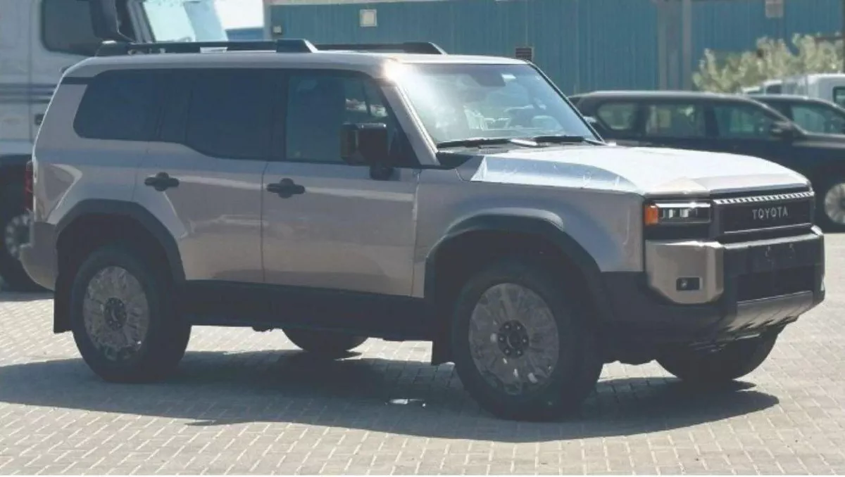 Toyota Prado VXR 250 WX+ LUXURY 2.4P AT MY2025 - BLACK
