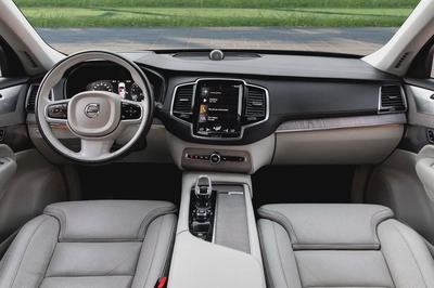 2,605 P.M |  XC90 B6 R-DESIGN | 0% Downpayment | FULL OPTION | Excellent Condition!-7