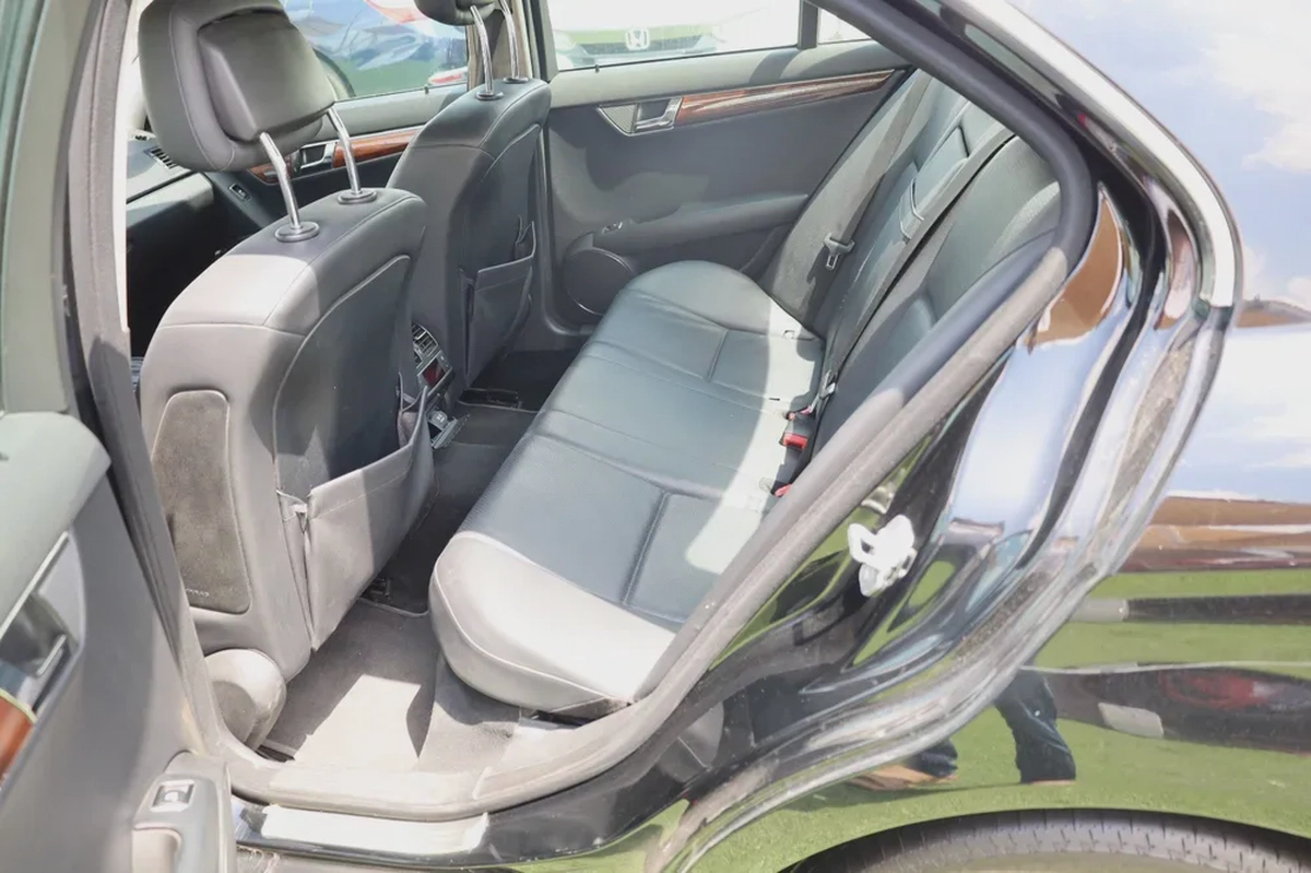 Used Mercedes-Benz C-Class C 350 2009-4-4