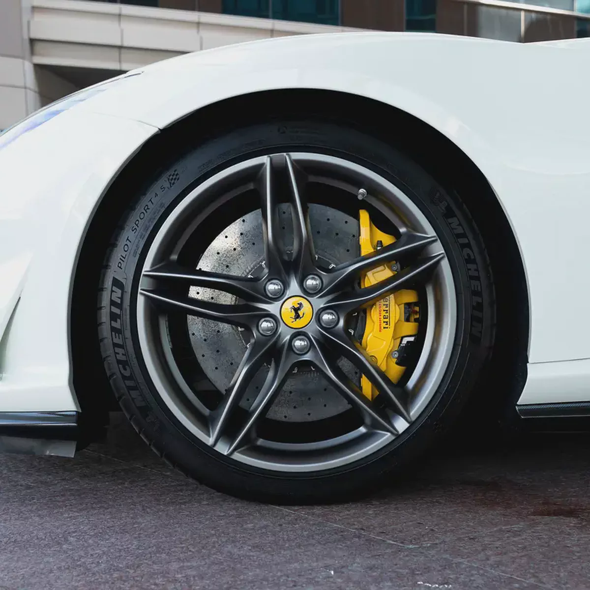 2023 FERRARI 812 GTS ( FULL CARBON BODY ) DONE ONLY 1200KM-18-18