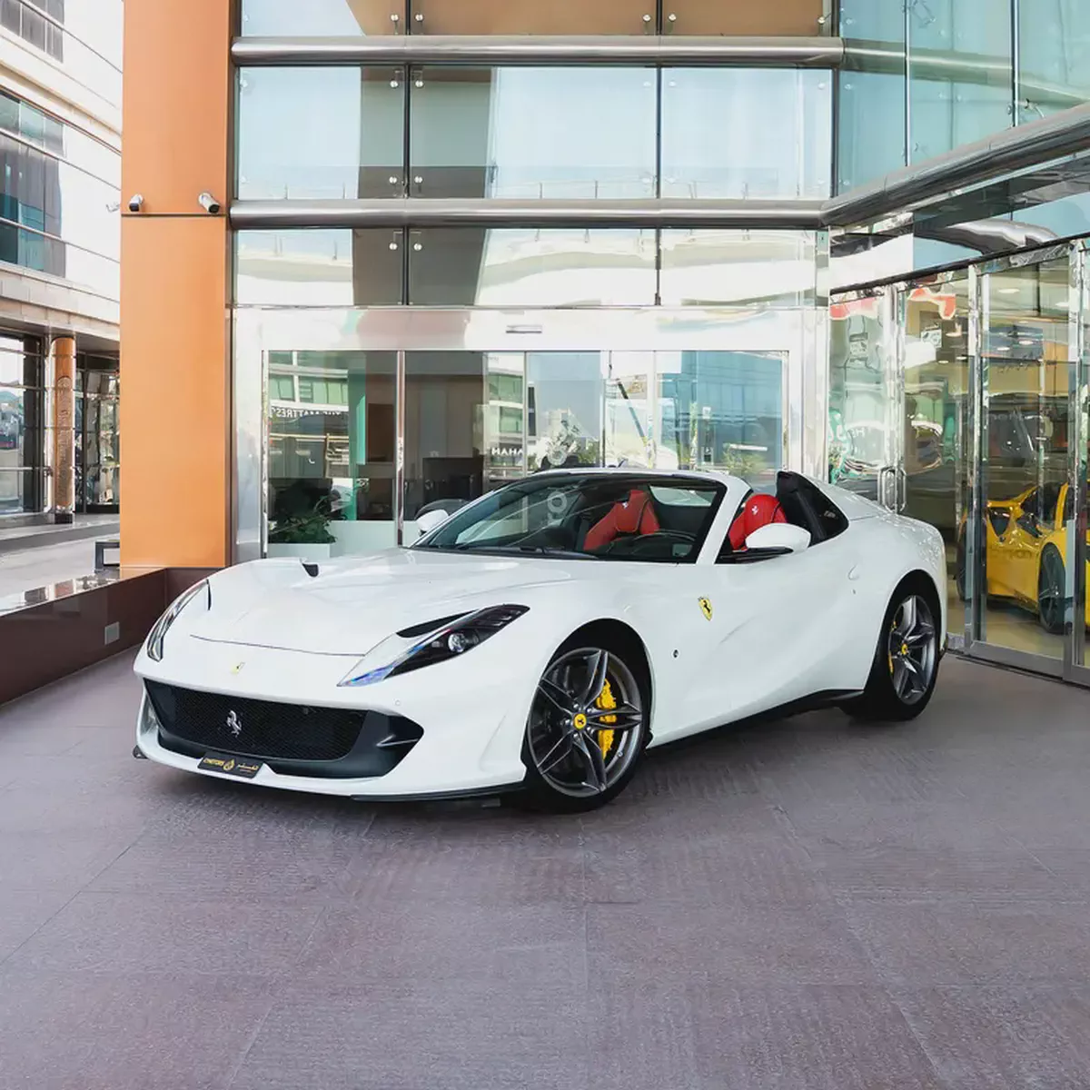 2023 FERRARI 812 GTS ( FULL CARBON BODY ) DONE ONLY 1200KM